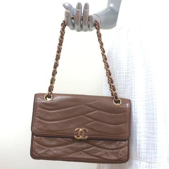CHANEL Handbags - Vintage Chanel 2.55 CC Shoulder Bag Brown Rope-Trim Wavy Stitch Leather
